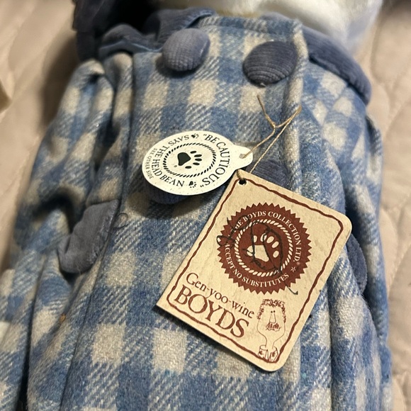 Boyds Collection T.J.'s Best Dressed Box - Picture 10 of 14